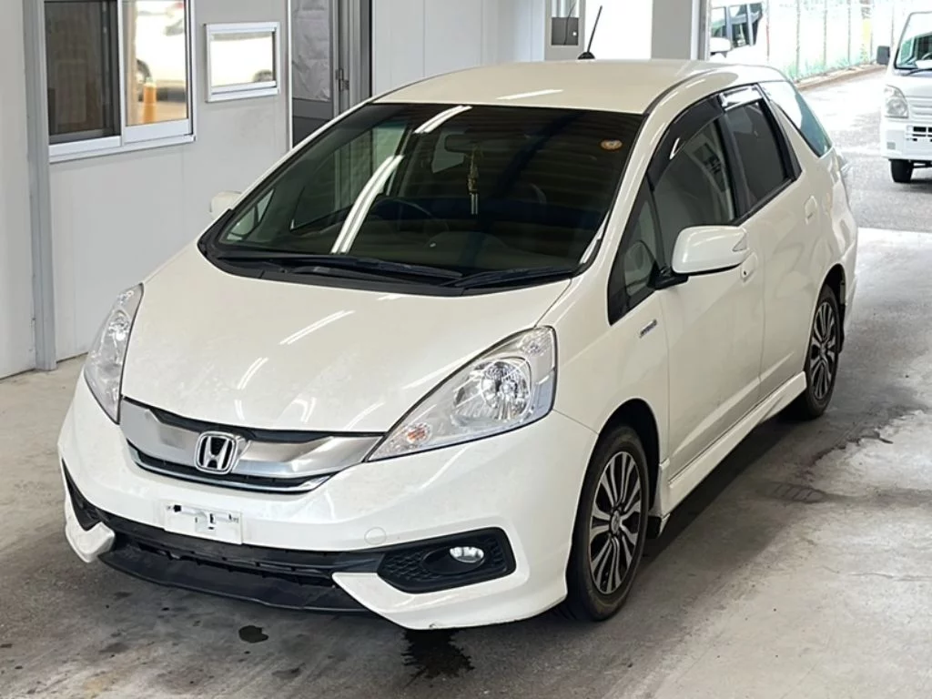 Honda Fit Shuttle GP2 2014